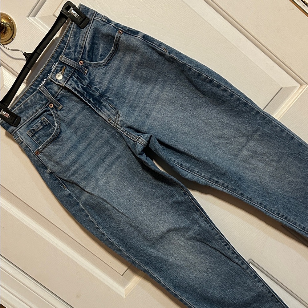 Women’s curvy straight jeans size 2